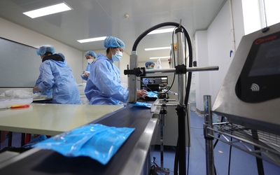吸引5000家海外采购商,迄今最大在线贸易展开了个好头